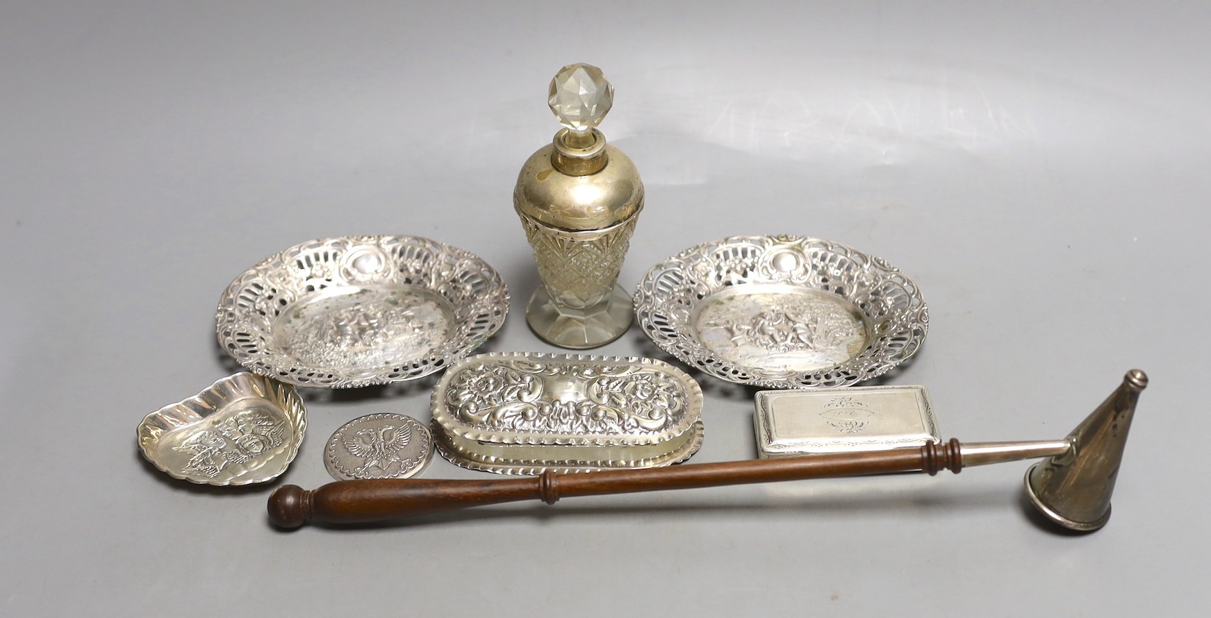 Mixed silver including wooden handled candle extinguisher, pin dish, box and mounted scent bottle and four white metal items.